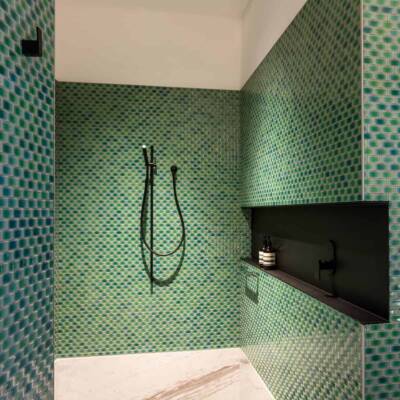 Black Knight RC Bathroom Fixtures