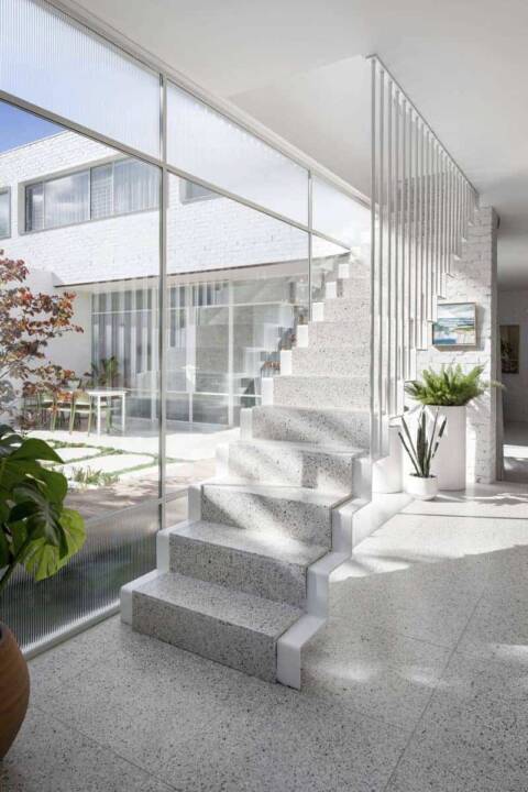 spray painted staircase